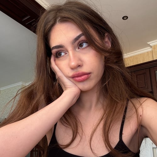 🎀EMILY DOLL's image